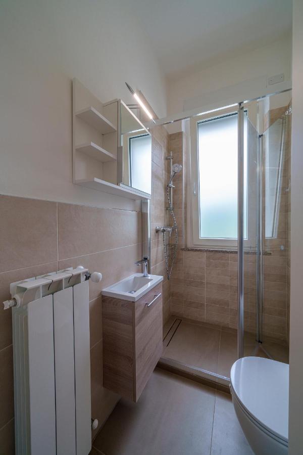 Casa Vacanza Acqua Dolce Maccagno ภายนอก รูปภาพ
